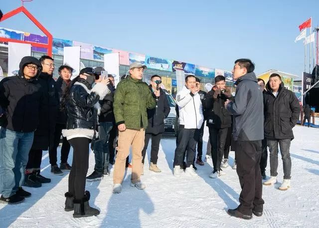 驾驭硬实力 雪道轻松驰——斯巴鲁在北京举办媒体答谢冰雪体验(图8)